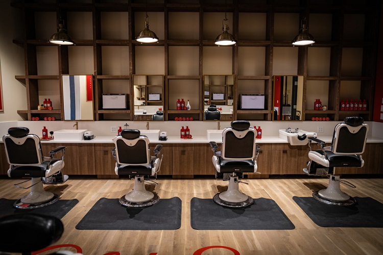 Old Spice Barbershop Tradition and Services